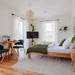 Hestlehomes - Stadtvilla Leine - Parking, Zentral & Oepnv Nah 아파트 괴팅겐