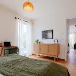 아파트 Hestlehomes - Stadtvilla Leine - Parking, Zentral & Oepnv Nah