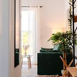 Hestlehomes - Stadtvilla Leine - Parking, Zentral & Oepnv Nah 아파트 *