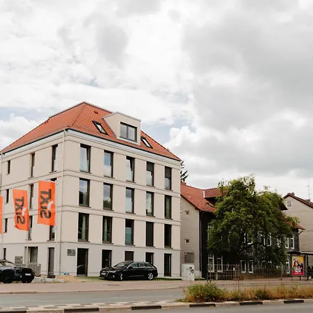 Apartment Hestlehomes - Stadtvilla Leine - Parking, Zentral & Oepnv Nah