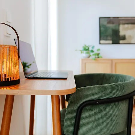 Hestlehomes - Stadtvilla Leine - Parking, Zentral & Oepnv Nah * Gottingen