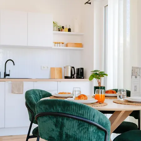 Hestlehomes - Stadtvilla Leine - Parking, Zentral & Oepnv Nah Apartment